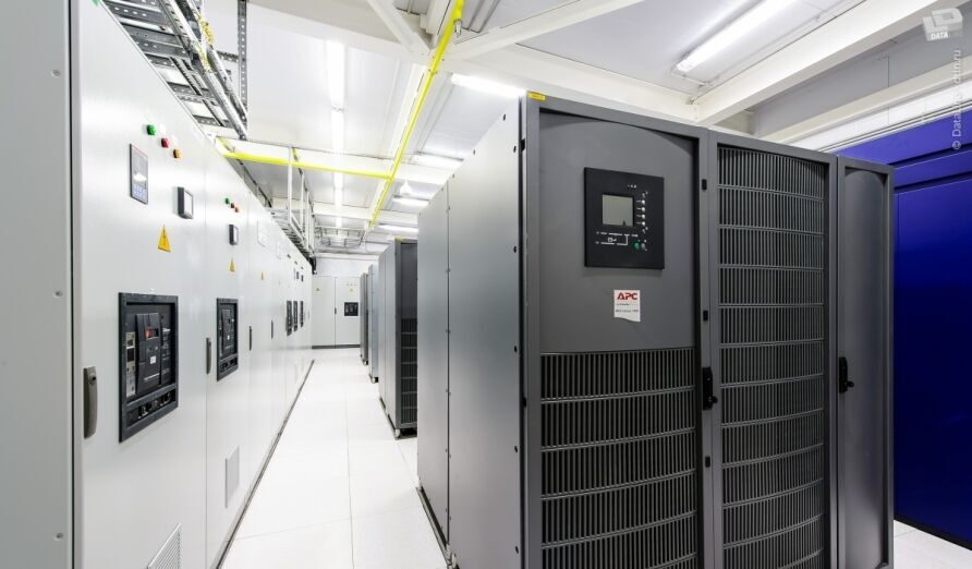 23ee71a992f348b4b3469c19e63ba877